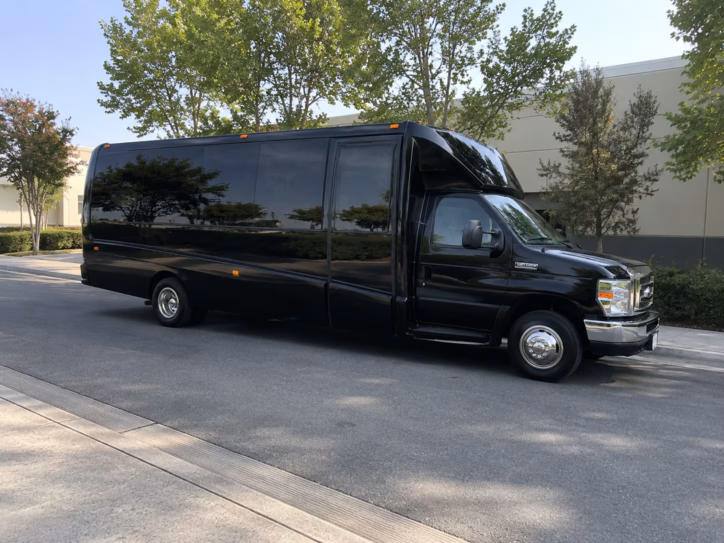 kansas city wedding quinceanera and celebration bus rentals